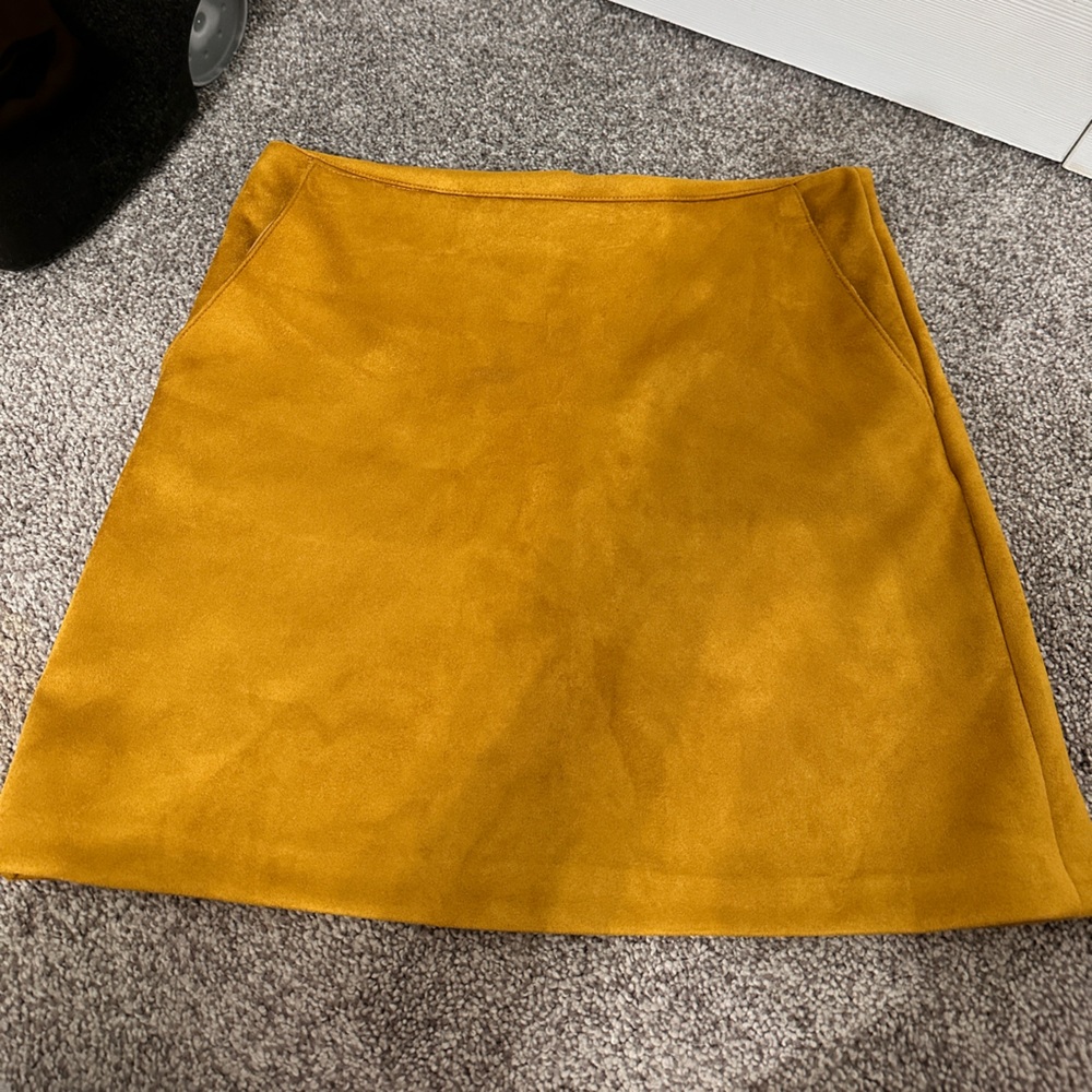 Zip up skirt